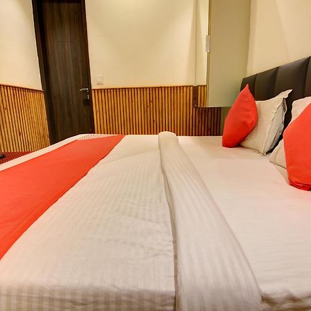Hotel O Shri Sai Delhi  Ngoại thất bức ảnh