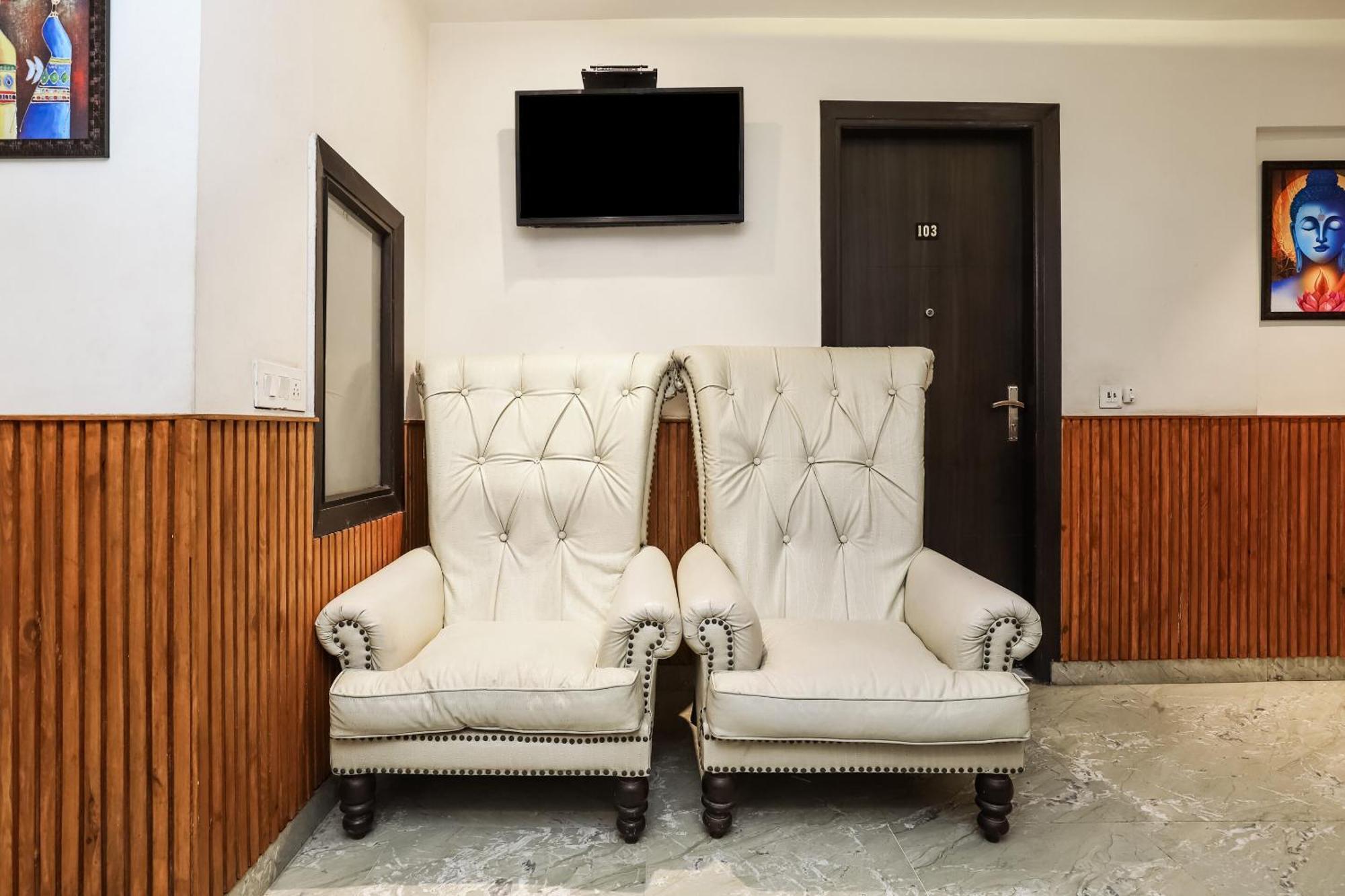 Hotel O Shri Sai Delhi  Ngoại thất bức ảnh