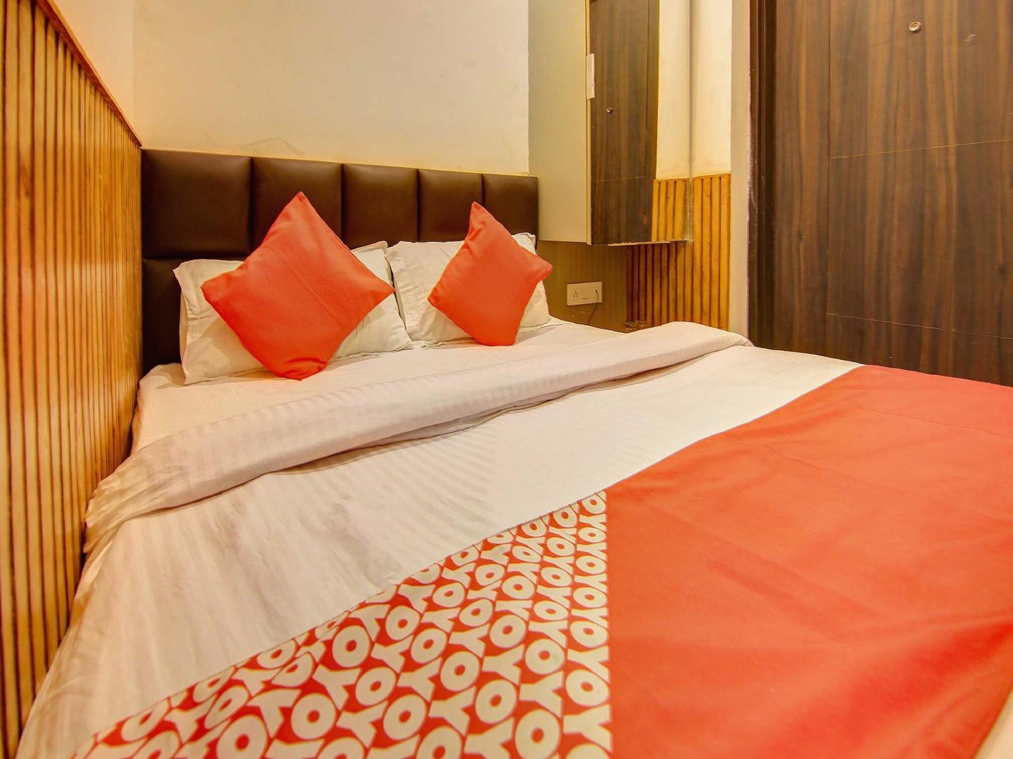 Hotel O Shri Sai Delhi  Ngoại thất bức ảnh