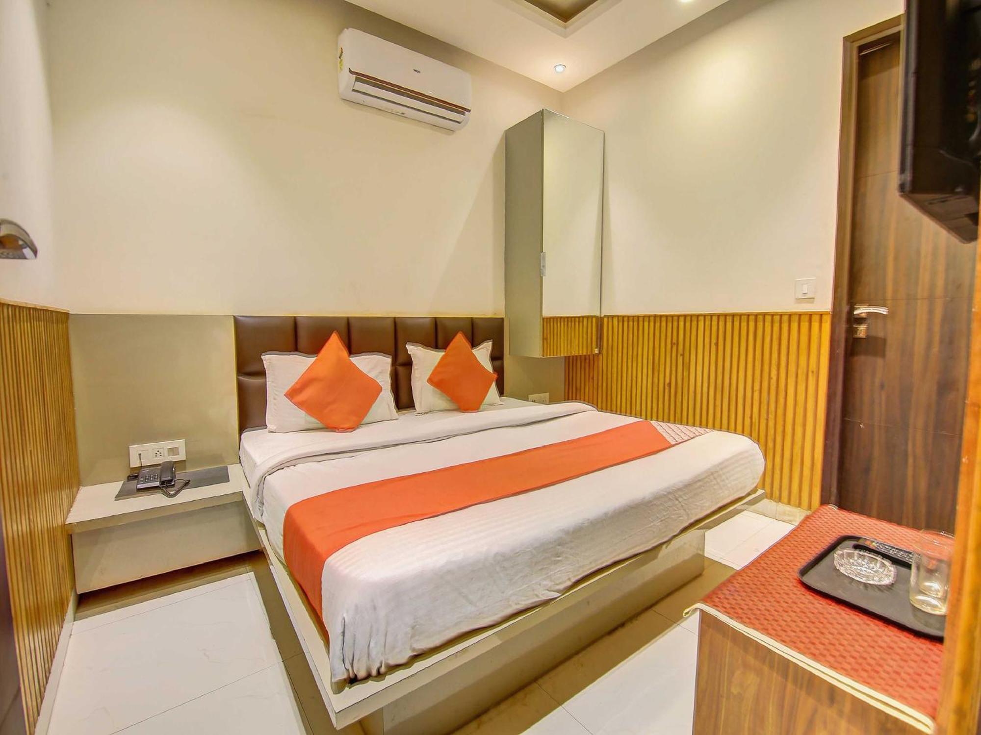 Hotel O Shri Sai Delhi  Ngoại thất bức ảnh