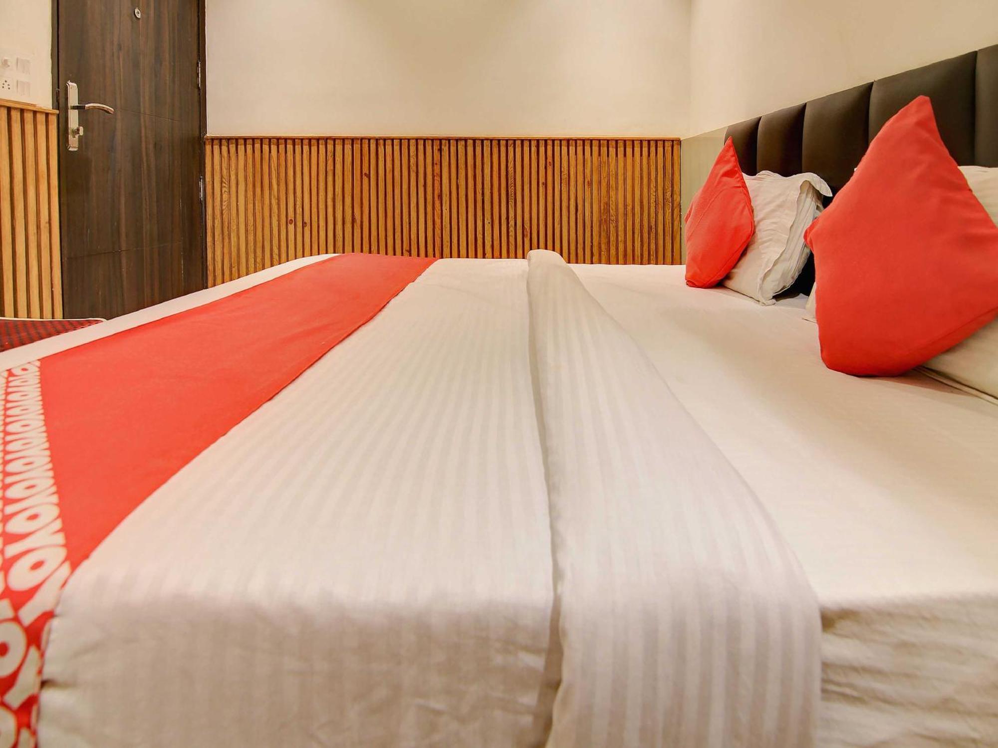 Hotel O Shri Sai Delhi  Ngoại thất bức ảnh