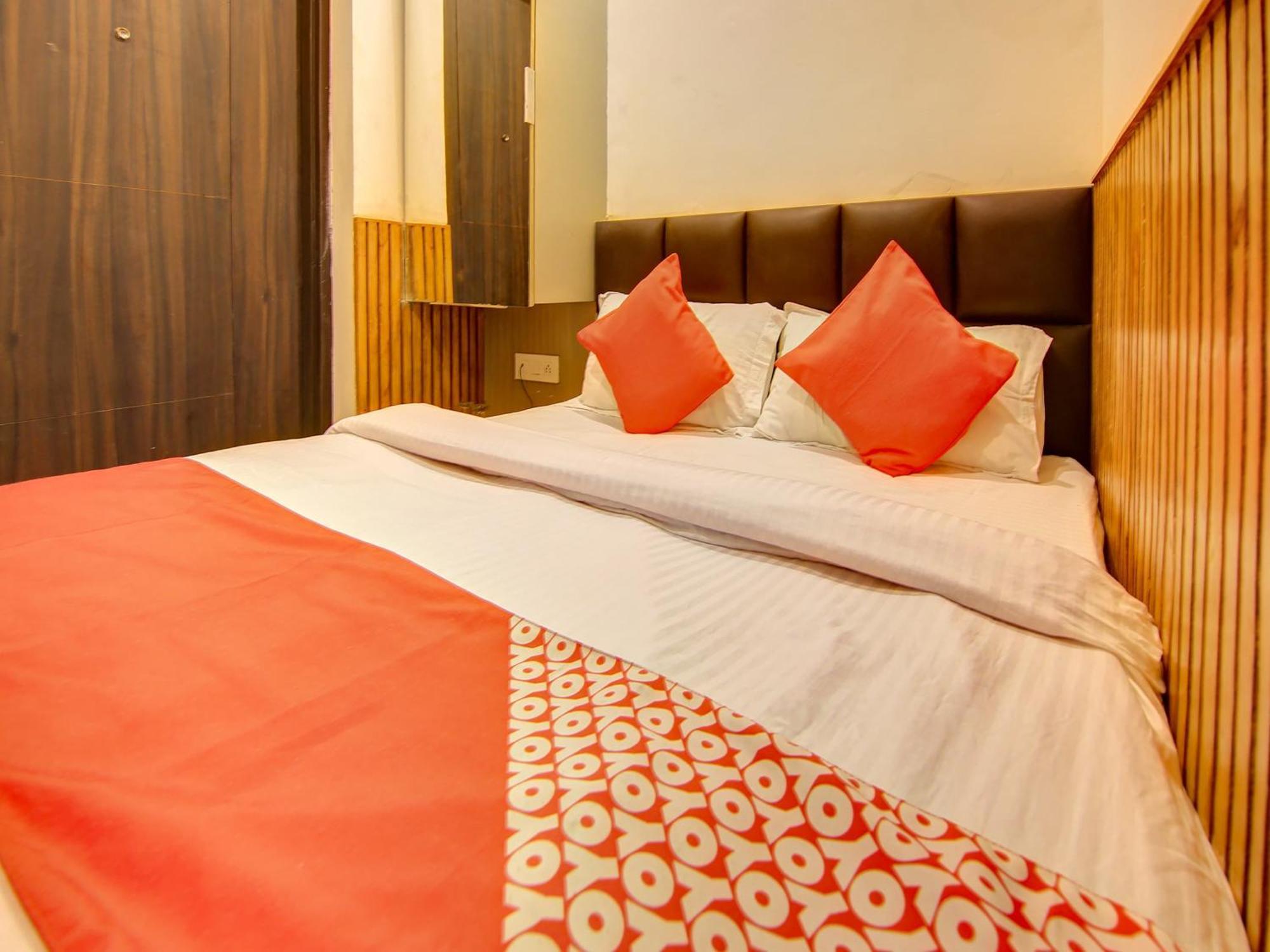 Hotel O Shri Sai Delhi  Ngoại thất bức ảnh