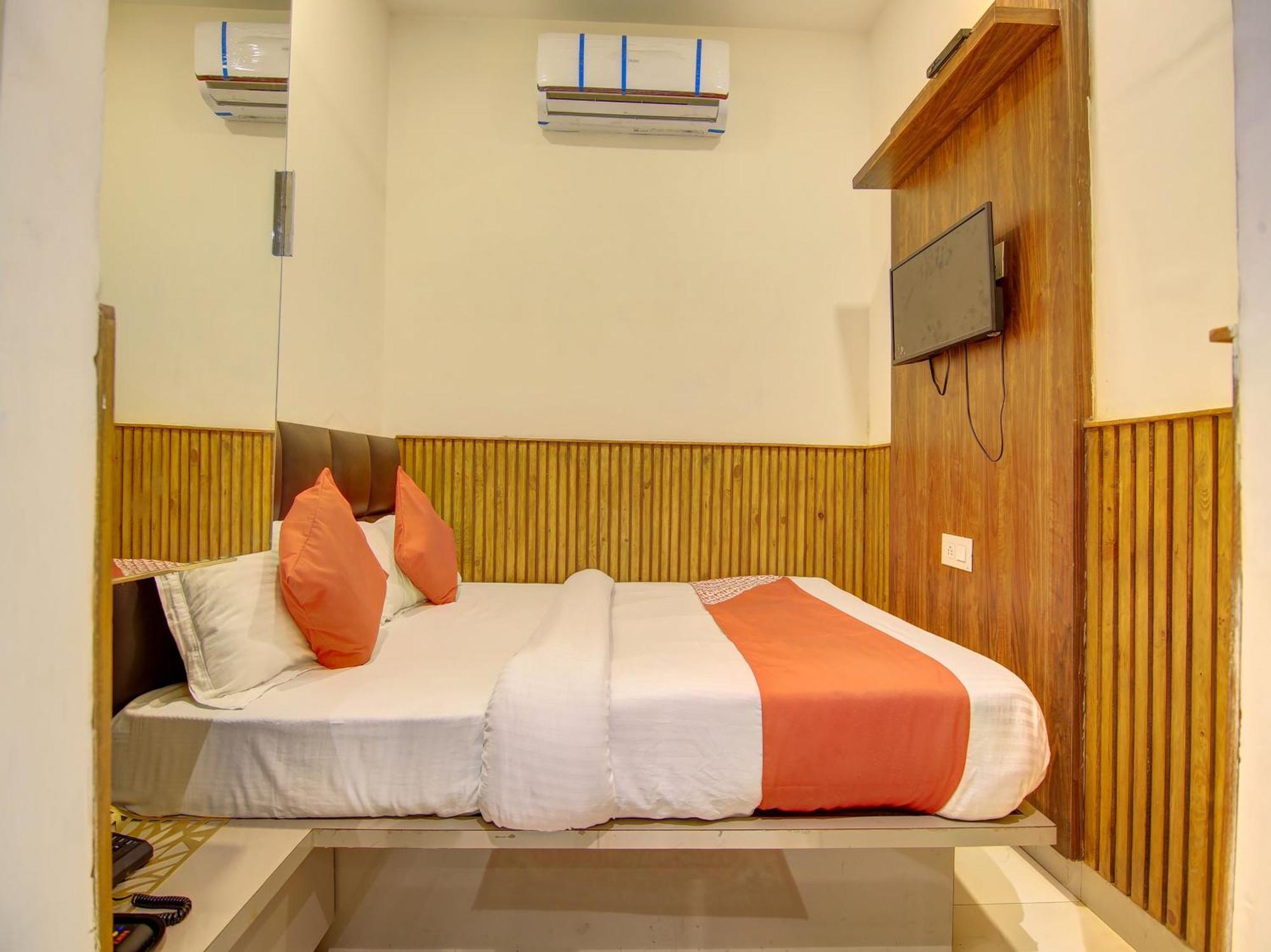 Hotel O Shri Sai Delhi  Ngoại thất bức ảnh